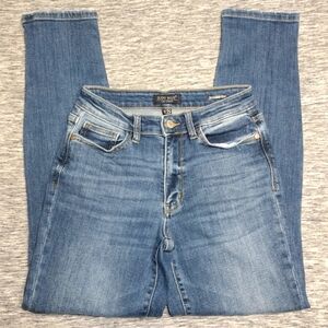 Judy Blue Women's Boyfriend Fit Jeans, Size 25